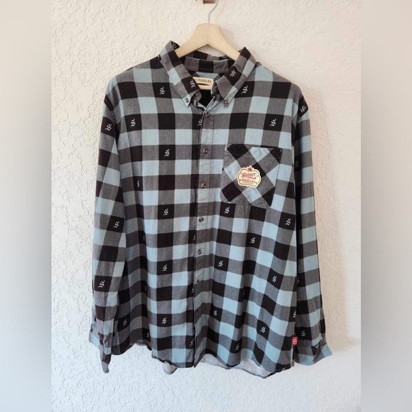 Magellan Outdoors Blue Flannel Shiner Button Down Shirt Size 2XL - Picture 1 of 8
